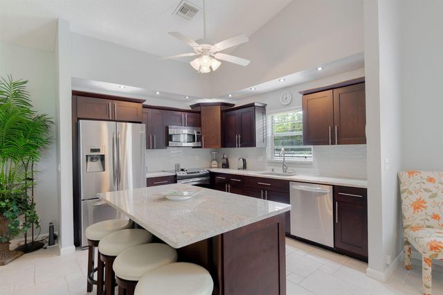 5487 Crystal Anne Drive, West Palm Beach, FL 33417