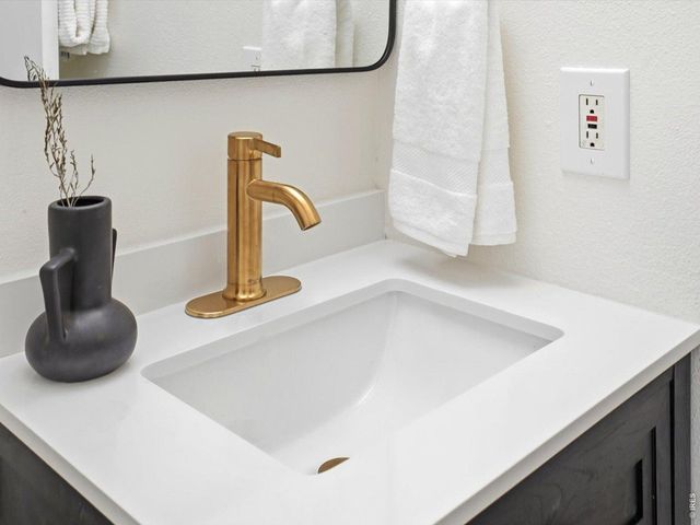 850 W Moorhead Cir 3E, Boulder, CO 80305