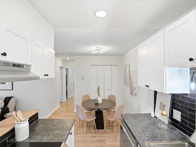 850 W Moorhead Cir 3E, Boulder, CO 80305