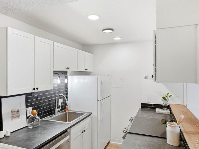 850 W Moorhead Cir 3E, Boulder, CO 80305