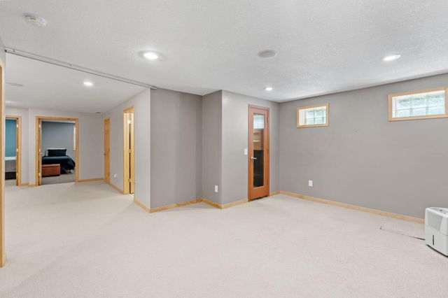 4725 36th Avenue S, Minneapolis, MN 55406