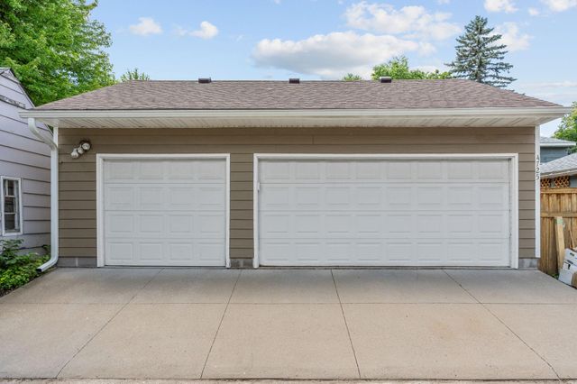 4725 36th Avenue S, Minneapolis, MN 55406