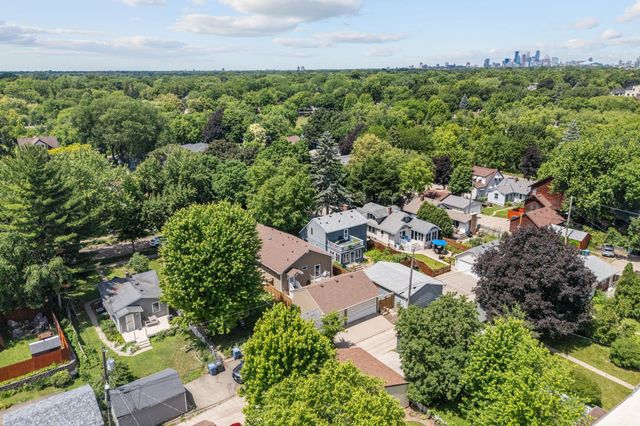 4725 36th Avenue S, Minneapolis, MN 55406