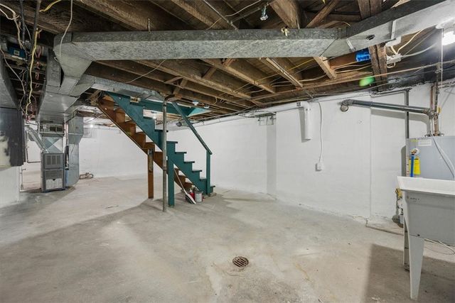 8 Edith Pl, Oakland, PA 15213