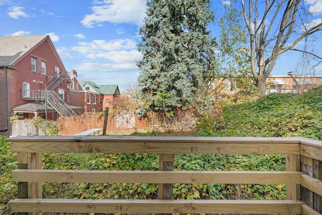 8 Edith Pl, Oakland, PA 15213