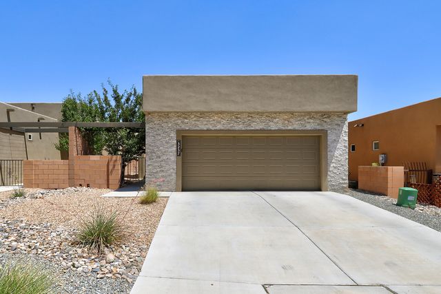 3237 Oakmount Drive SE, Rio Rancho, NM 87124