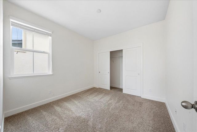 1380 Quigley Ct, Folsom, CA 95630