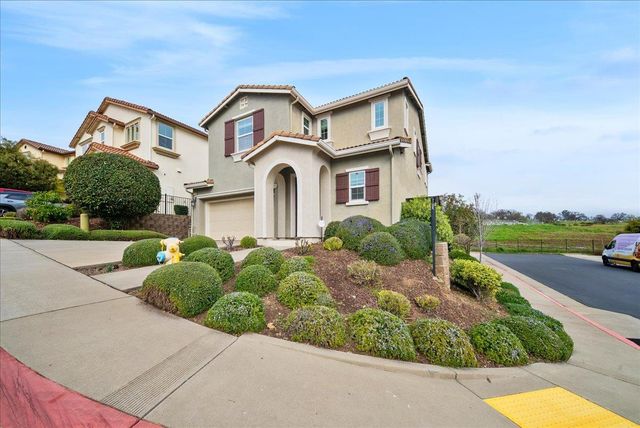 1380 Quigley Ct, Folsom, CA 95630