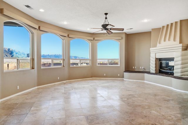 1 Coyote Canta Road, Corrales, NM 87048