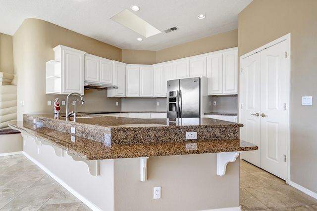 1 Coyote Canta Road, Corrales, NM 87048