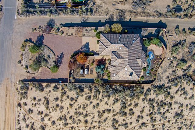 1 Coyote Canta Road, Corrales, NM 87048