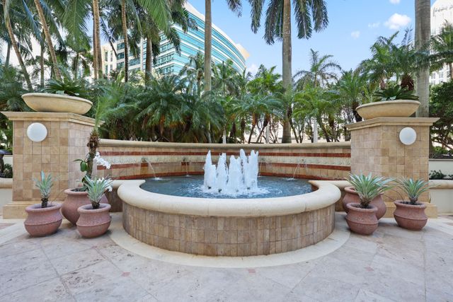 347 N NEW RIVER Drive E PH4, Fort Lauderdale, FL 33301