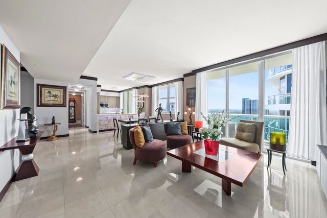 347 N NEW RIVER Drive E PH4, Fort Lauderdale, FL 33301