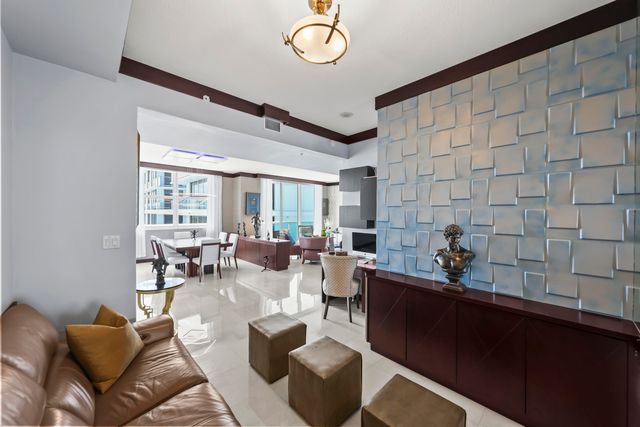 347 N NEW RIVER Drive E PH4, Fort Lauderdale, FL 33301