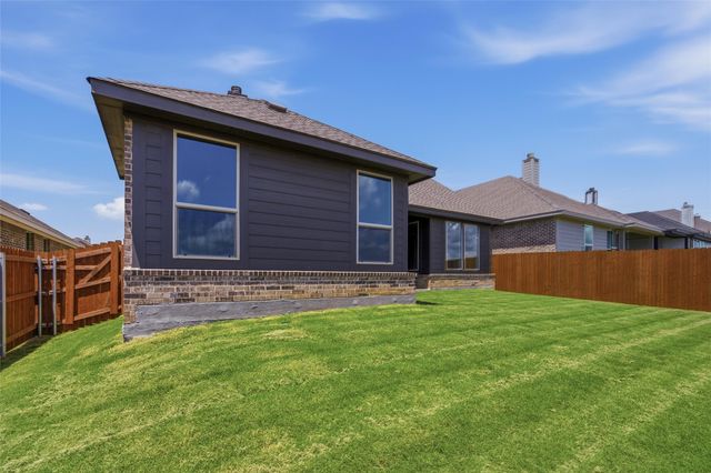 3518 Helena Street, Gainesville, TX 76240