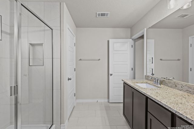 149 Sylas Hayes Loop, Pleasanton, TX 78064