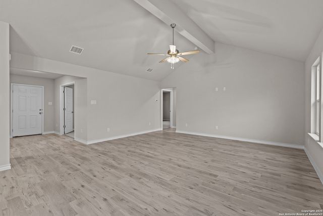 149 Sylas Hayes Loop, Pleasanton, TX 78064