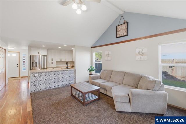 3221 NE Siuslaw Av, Albany, OR 97321
