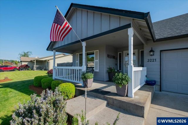 3221 NE Siuslaw Av, Albany, OR 97321