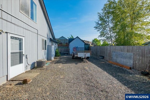 3221 NE Siuslaw Av, Albany, OR 97321