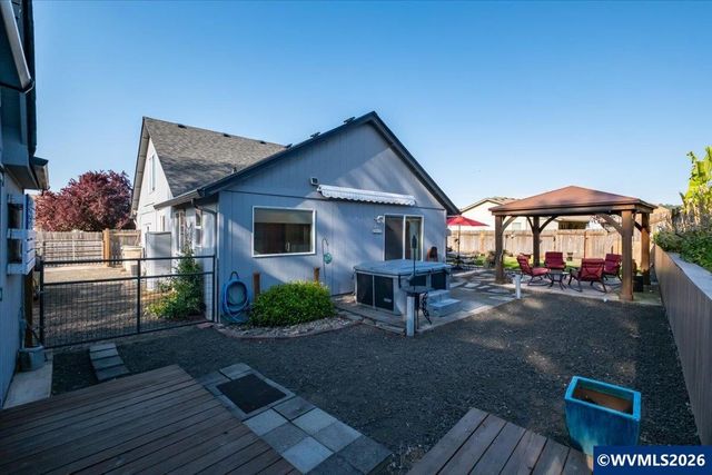 3221 NE Siuslaw Av, Albany, OR 97321