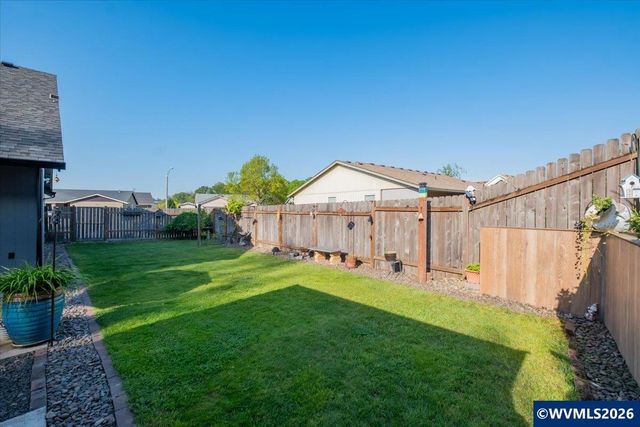 3221 NE Siuslaw Av, Albany, OR 97321
