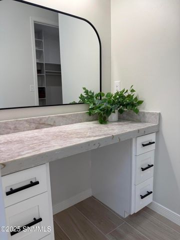 1047 Corte Aguila, Las Cruces, NM 88011