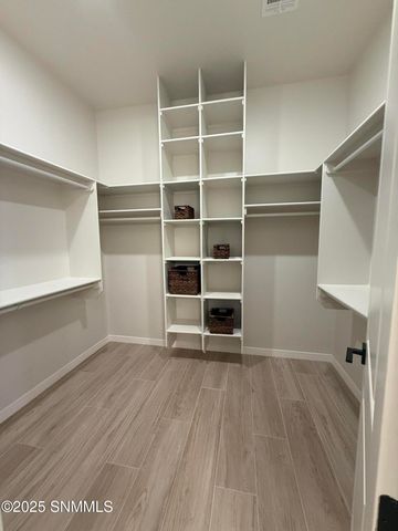 1047 Corte Aguila, Las Cruces, NM 88011