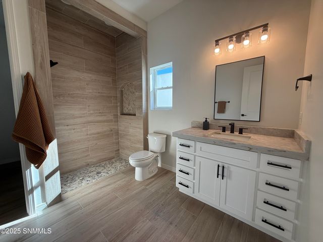 1047 Corte Aguila, Las Cruces, NM 88011