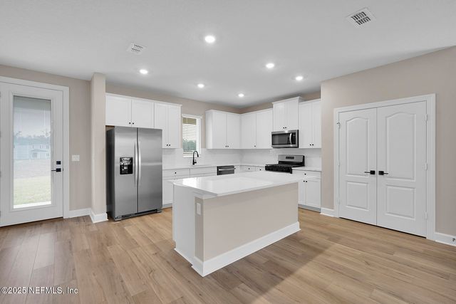 3956 GAREYS, Middleburg, FL 32068