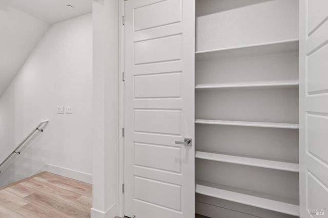 218 Verandah Ave, Novato, CA 94945