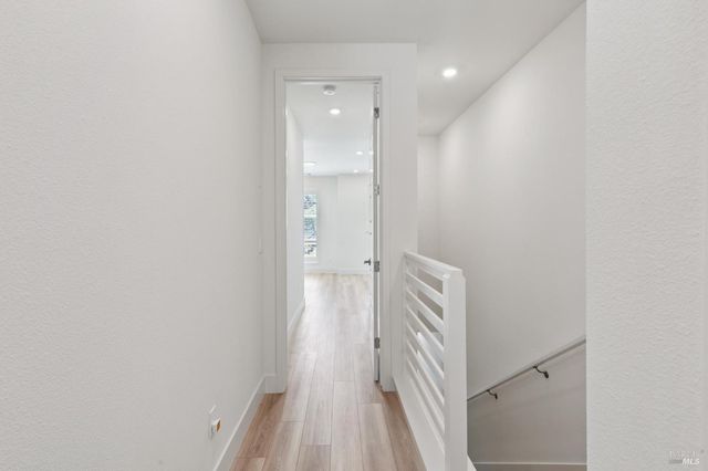 218 Verandah Ave, Novato, CA 94945