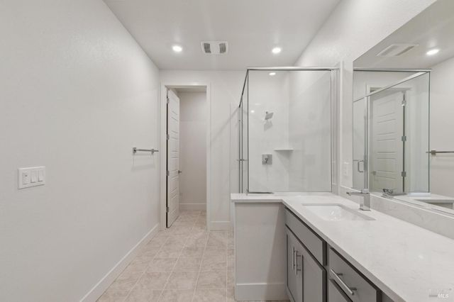 218 Verandah Ave, Novato, CA 94945