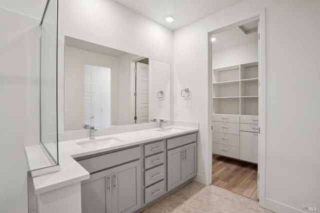 218 Verandah Ave, Novato, CA 94945