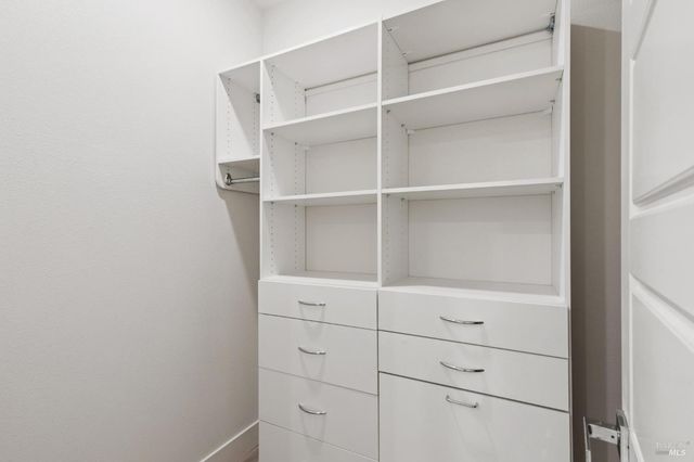 218 Verandah Ave, Novato, CA 94945