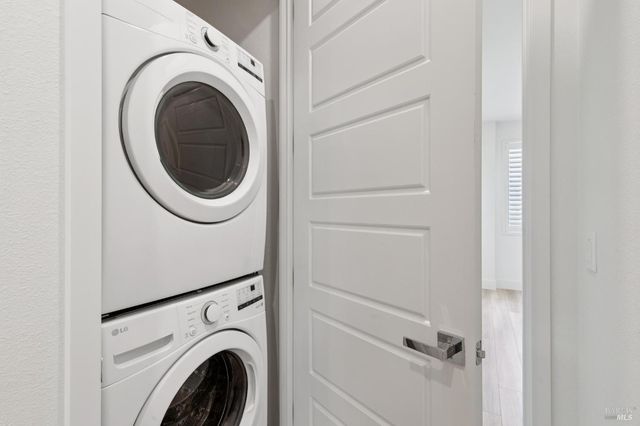 218 Verandah Ave, Novato, CA 94945