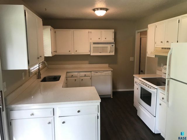 4013 S Drexel Dr Drive, Sioux Falls, SD 57106