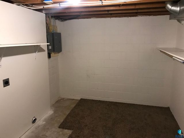 4013 S Drexel Dr Drive, Sioux Falls, SD 57106