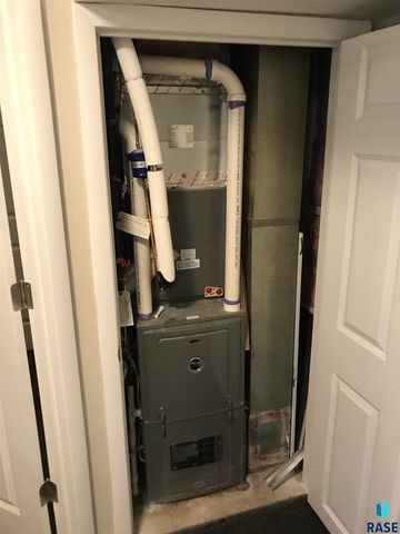 4013 S Drexel Dr Drive, Sioux Falls, SD 57106