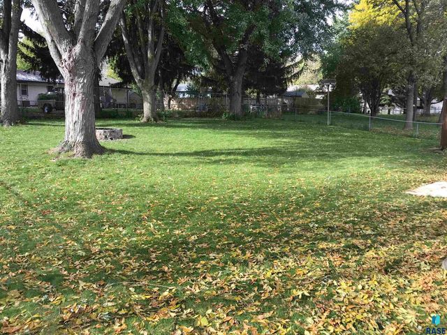 4013 S Drexel Dr Drive, Sioux Falls, SD 57106