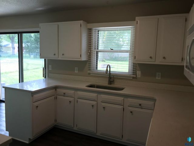 4013 S Drexel Dr Drive, Sioux Falls, SD 57106