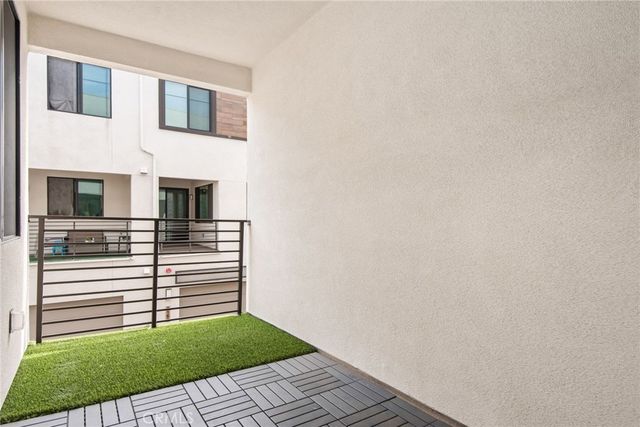 2183 Bluewing, Gardena, CA 90249