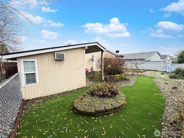 77 Blue Heron Drive, Longview, WA 98632