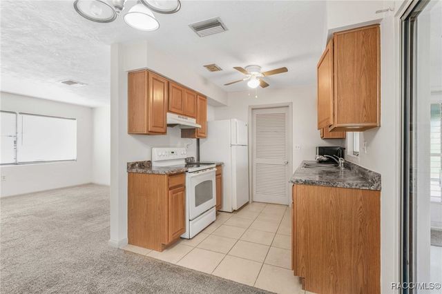 76 S Jefferson Street, Beverly Hills, FL 34465