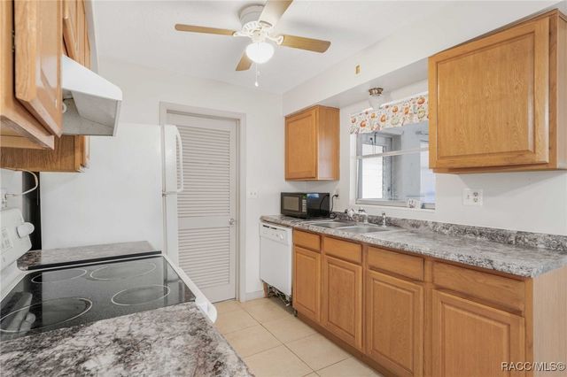 76 S Jefferson Street, Beverly Hills, FL 34465