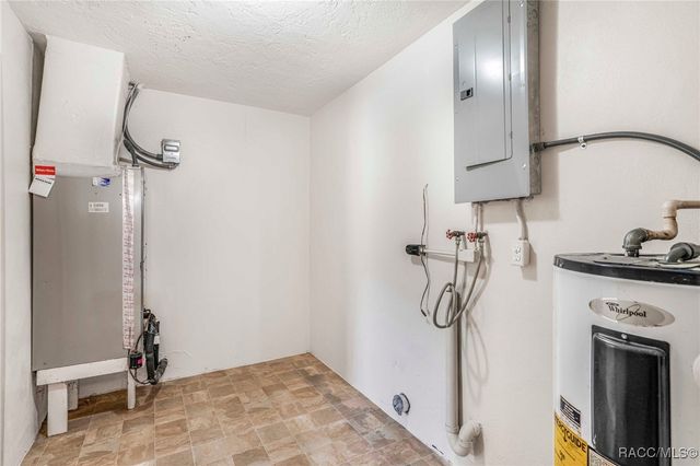 76 S Jefferson Street, Beverly Hills, FL 34465