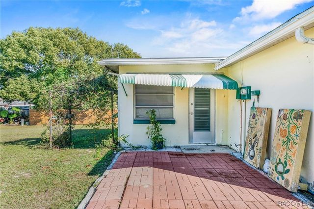 76 S Jefferson Street, Beverly Hills, FL 34465