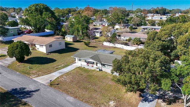 76 S Jefferson Street, Beverly Hills, FL 34465