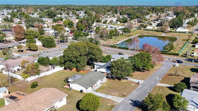 76 S Jefferson Street, Beverly Hills, FL 34465