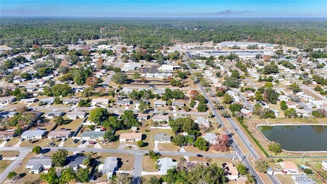 76 S Jefferson Street, Beverly Hills, FL 34465